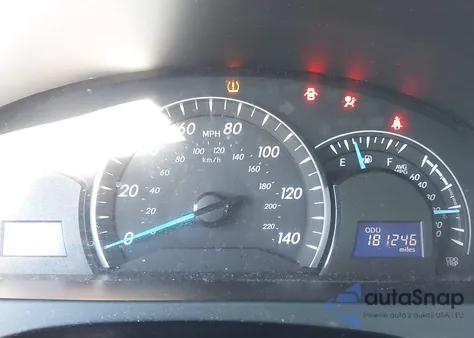 2014 Toyota Camry Le z USA, uszkodzony, nr VIN 4T1BF1FK2EU823028